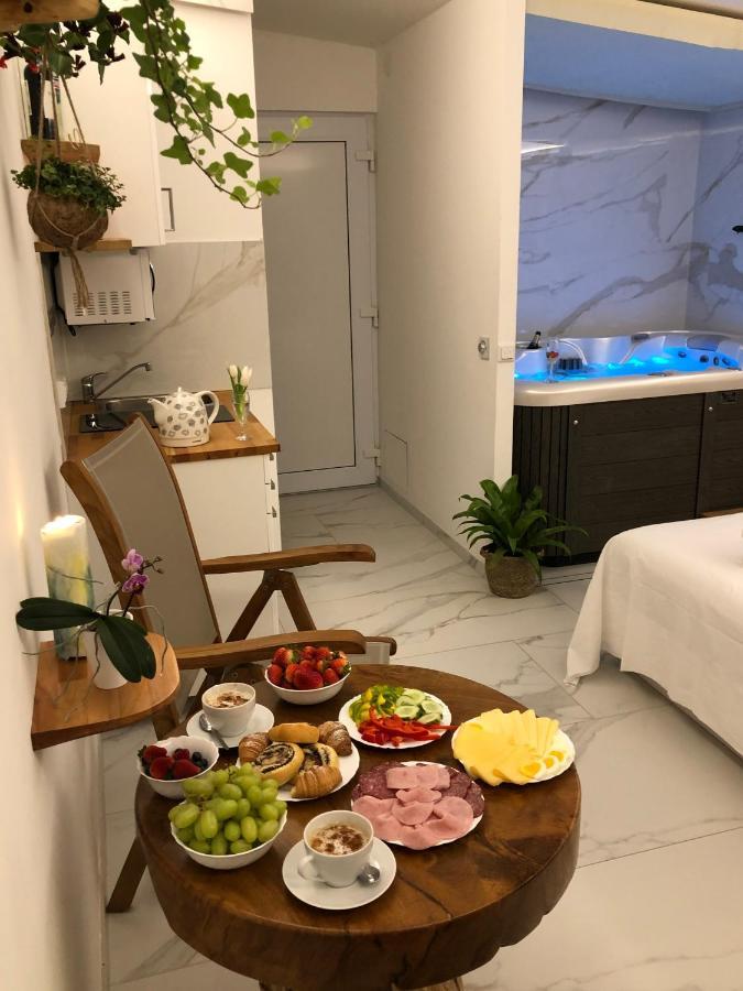Wellness Vila Bohemia Прага Экстерьер фото
