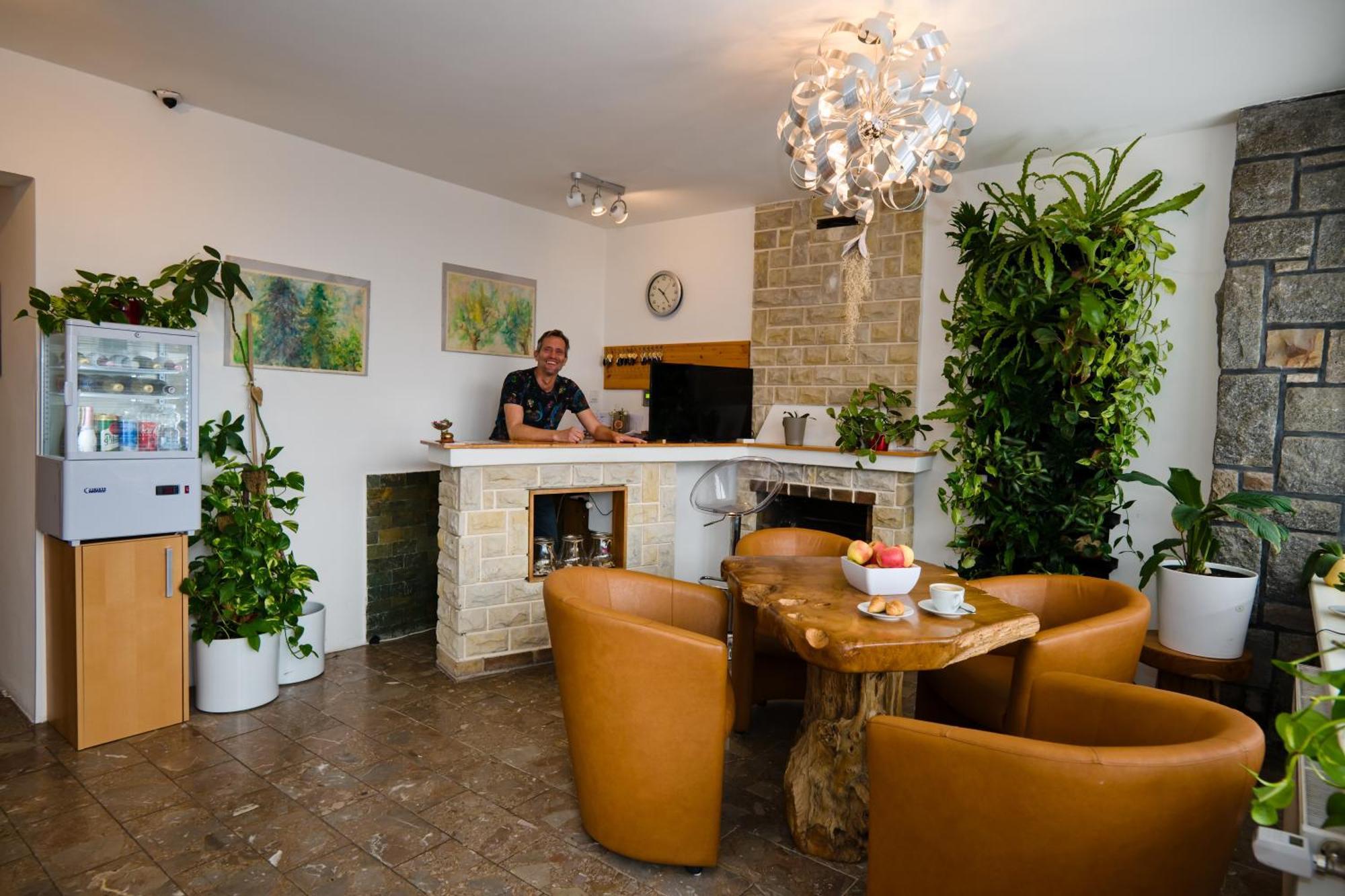 Wellness Vila Bohemia Прага Экстерьер фото