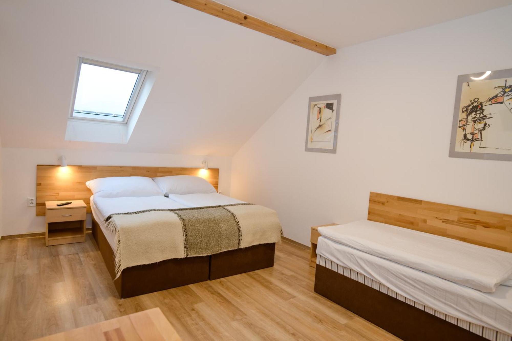 Wellness Vila Bohemia Прага Экстерьер фото