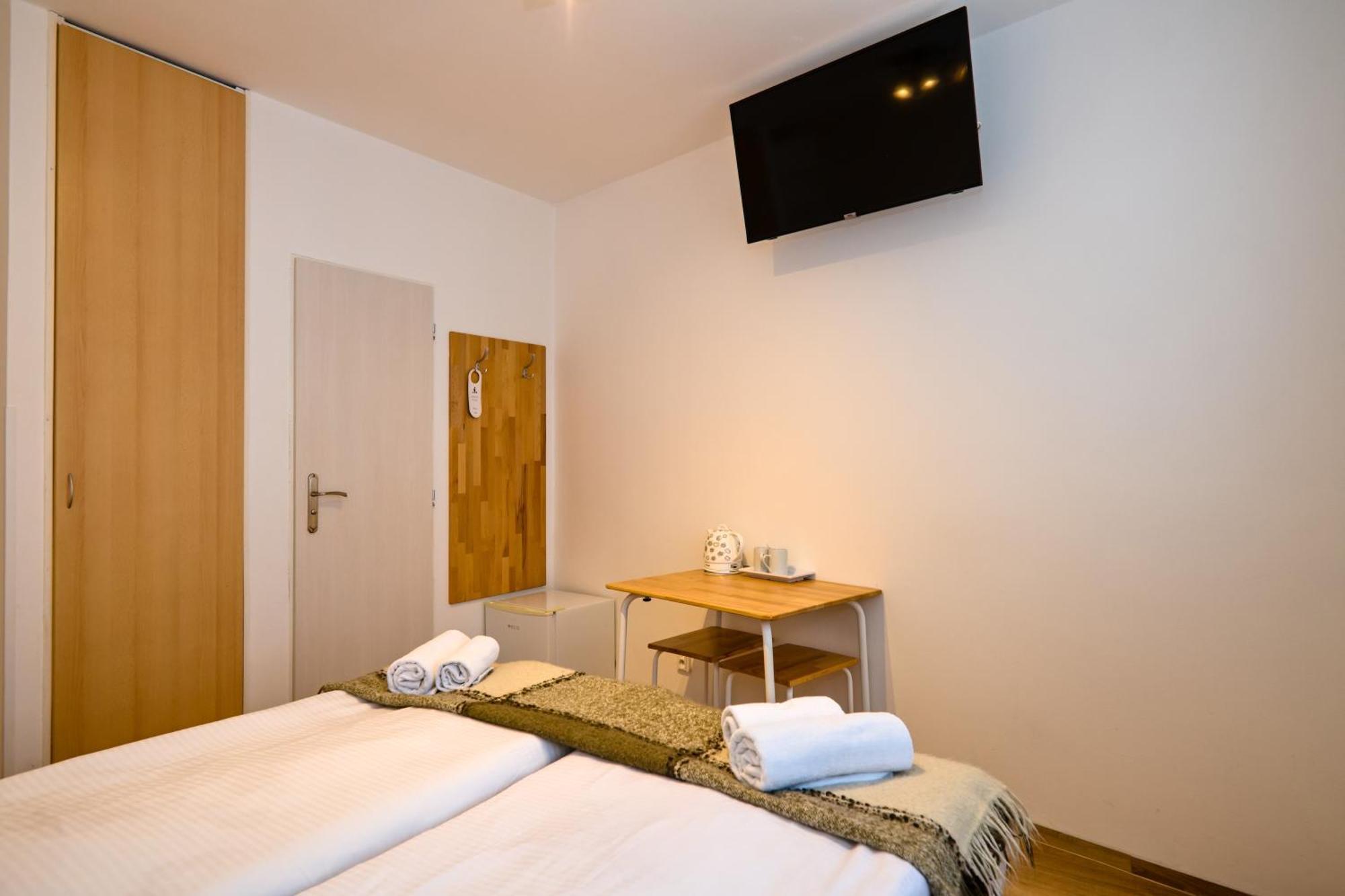 Wellness Vila Bohemia Прага Экстерьер фото